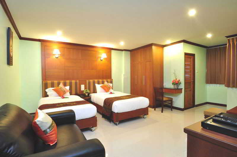 Sky Suites Bangkok Buitenkant foto